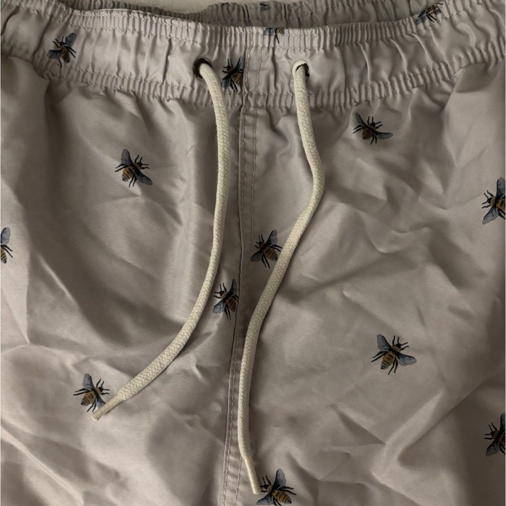 H&M Swim Trunks Mens XL Gray Bee Print Mesh Lined Board Shorts Summer Beachwear